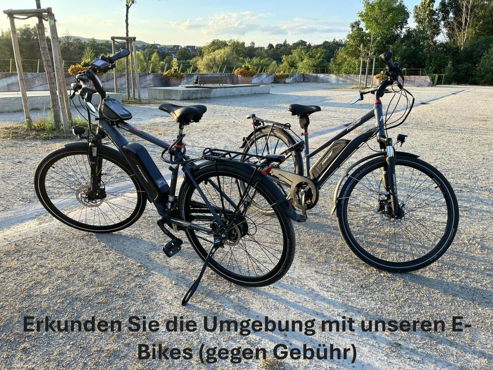 Gemuetliches Helles Apartment Mit Balkon Und Parkplatz Vor Der Tuer Im Zentrum Von Bayreuth Exterior foto